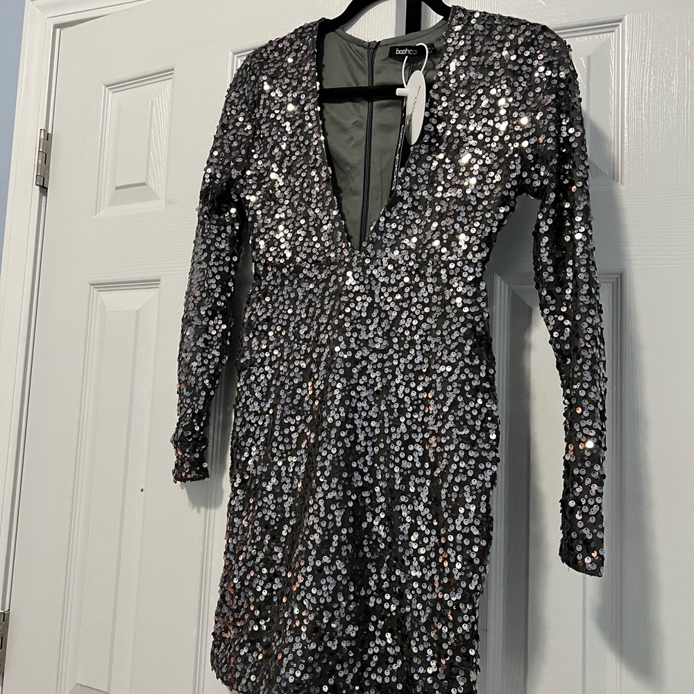 Brand New Sequin Long Sleeve Bodycon Party Dress